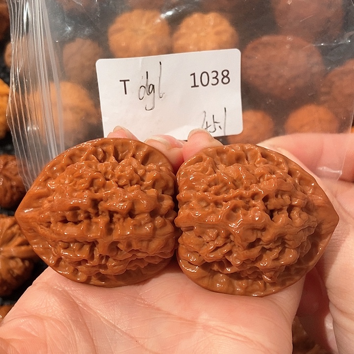 文玩核桃吊坠官帽45