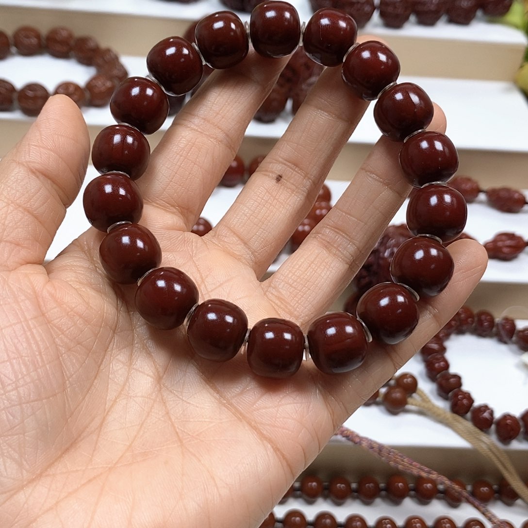 扬***茗吊坠橄榄核橄榄核