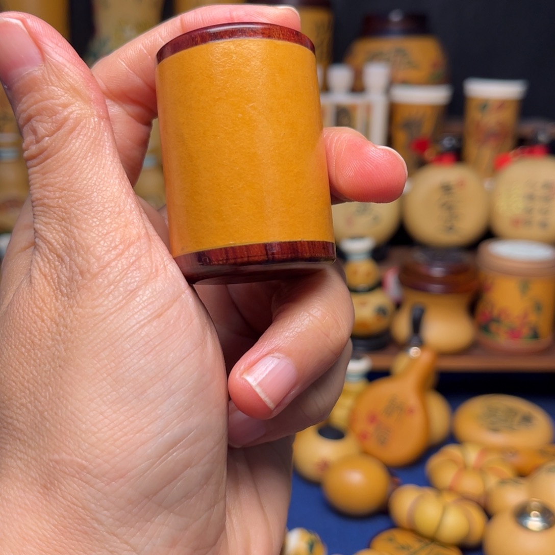 大叶紫檀（黑酸枝木类）