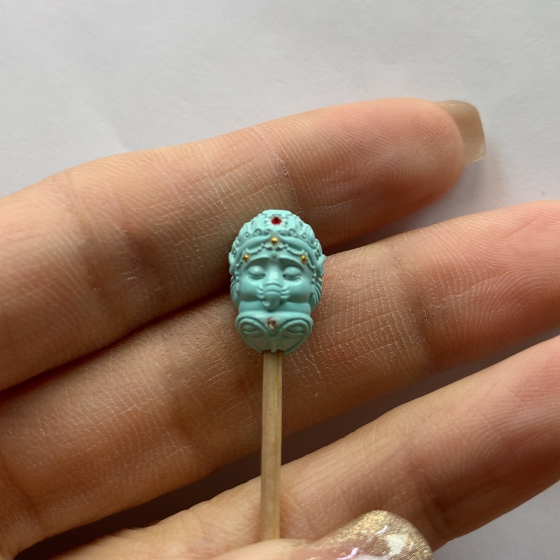 绿松石配饰未镶嵌