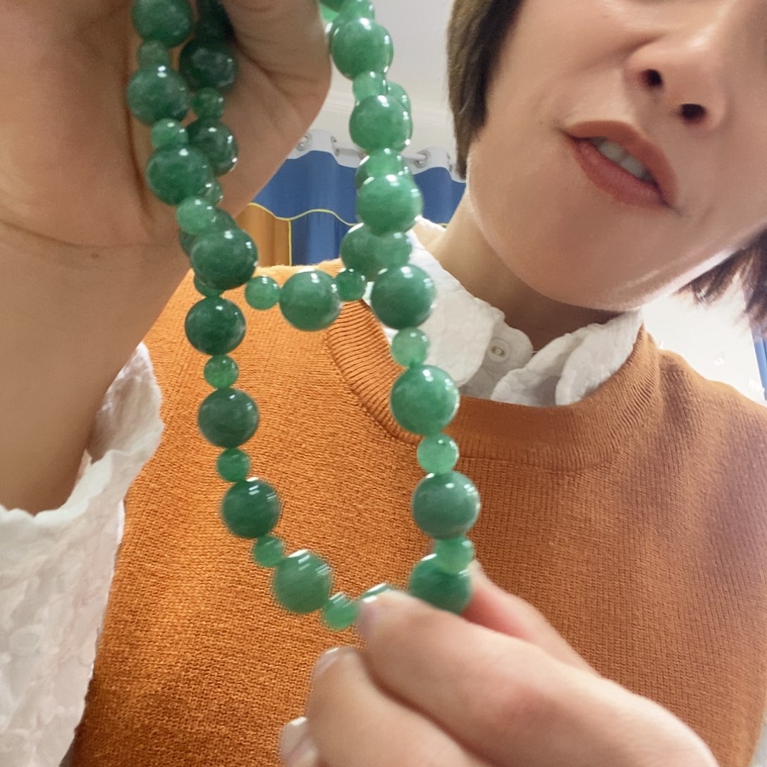 石英岩玉未镶嵌颈饰