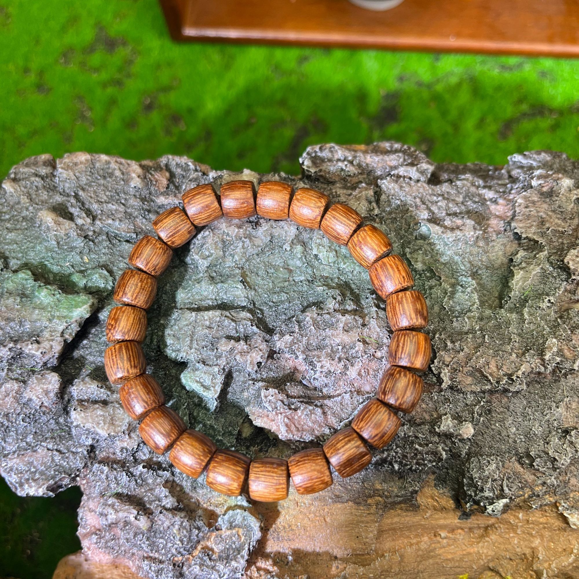 精挑手串单圈  hhl桶珠 (无礼盒）