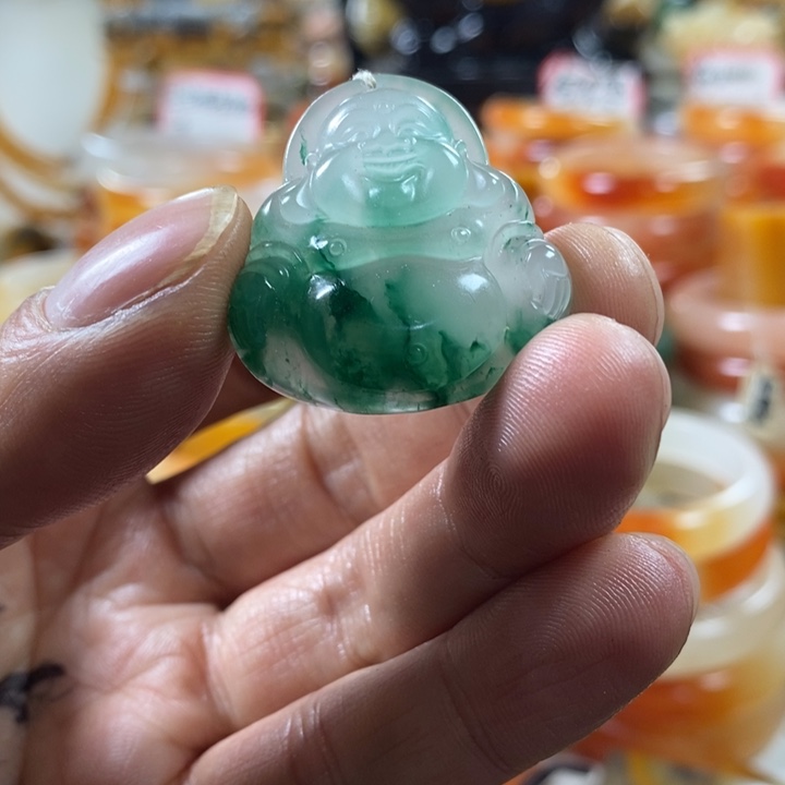 石英质玉（黄龙玉）颈饰合金