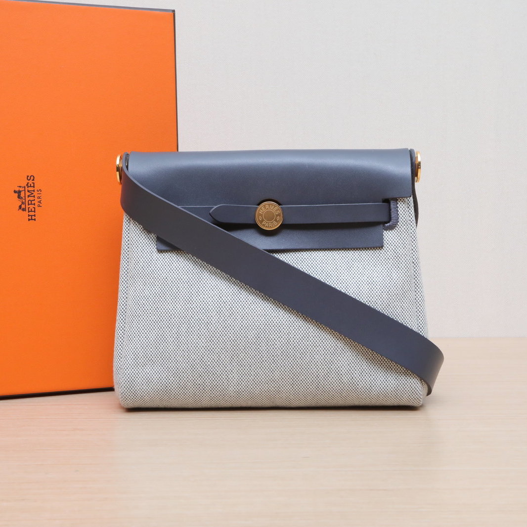 99新 Hermes/爱马仕 小花JerryHerbag Zip帆布拼 石板灰 K刻包