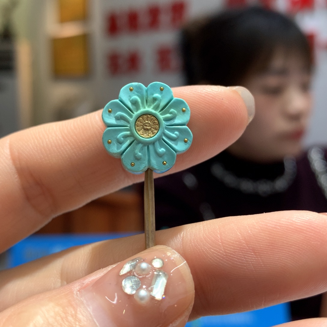 绿松石配饰未镶嵌