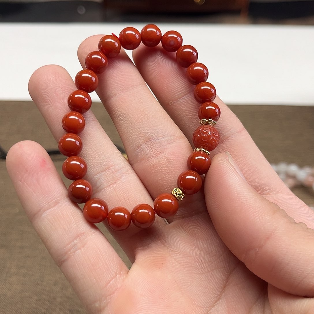 南红玛瑙手串未镶嵌