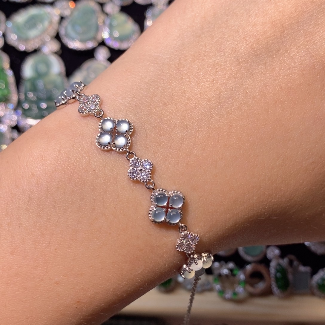 团****翡翠银S925镶嵌颈饰天然