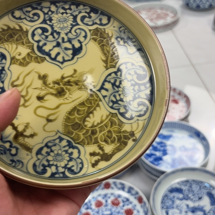 瓷片釉里金如意穿花龙大胡乘景德镇