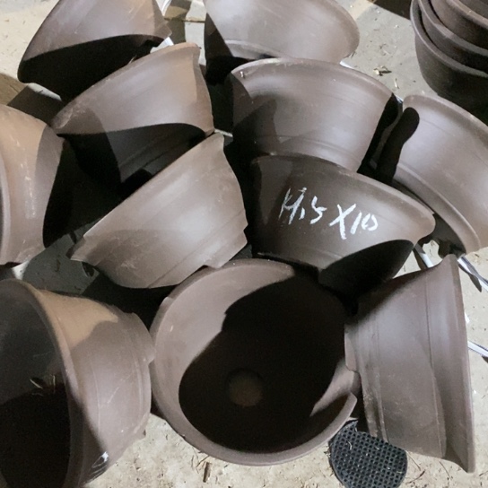 紫砂花盆100-11。   19.5-10
