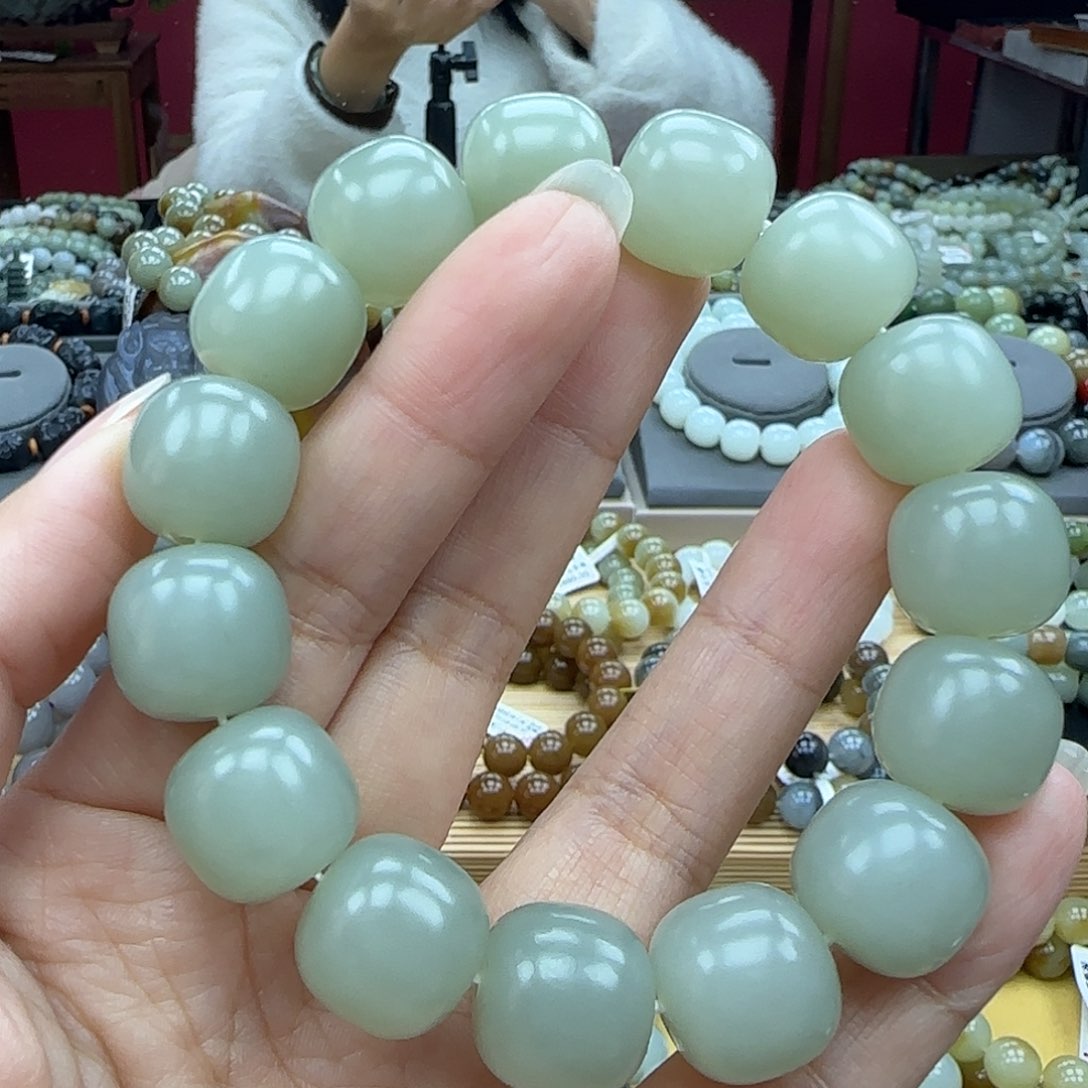 和田玉手链未镶嵌