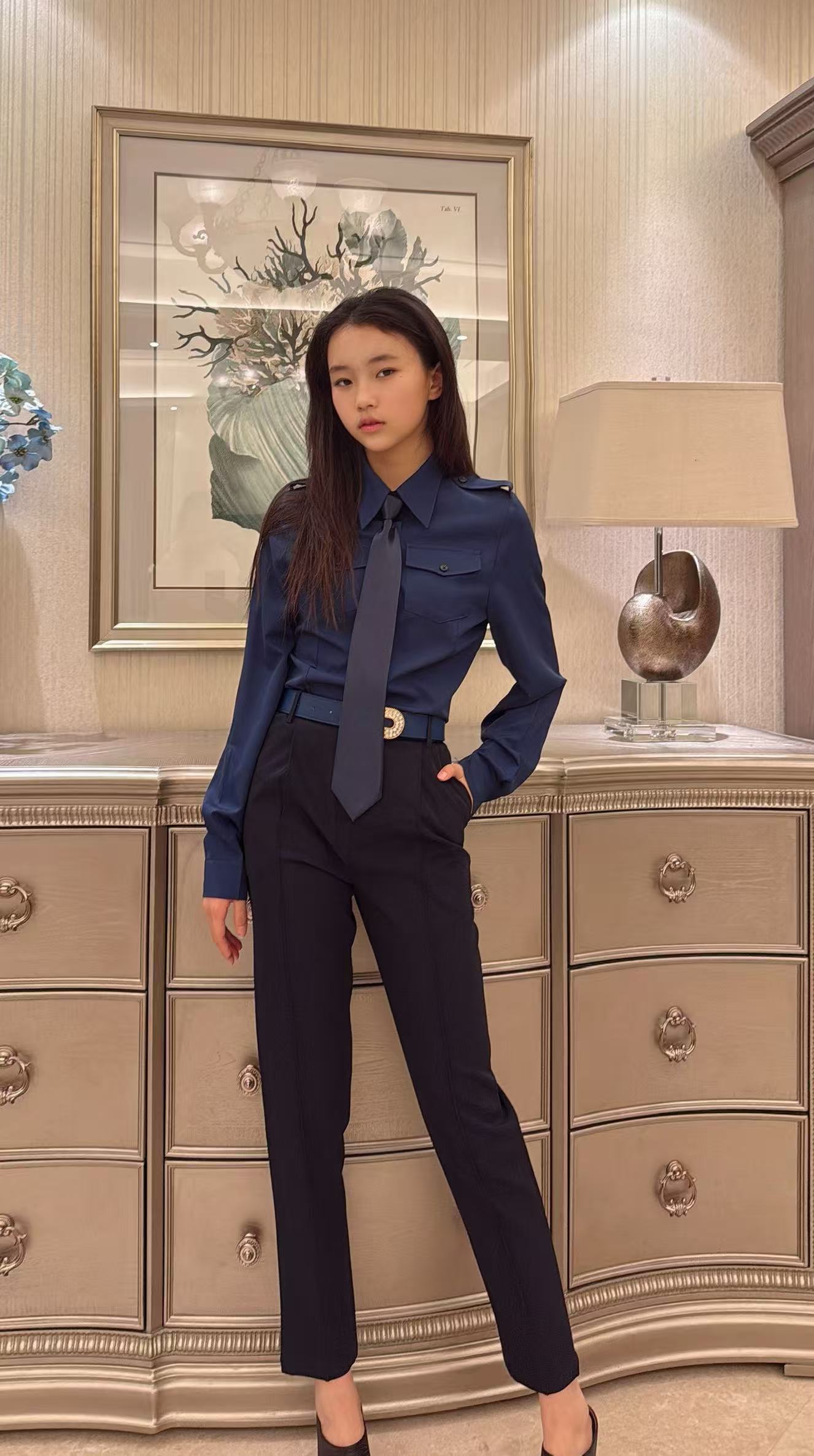 长袖带兜衬衣上衣修身时尚通勤可亲子男女薄款衬衫显瘦气质百搭