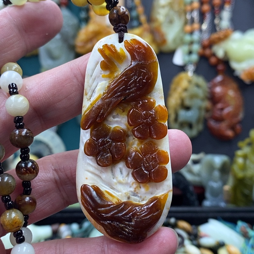 【闪购商品】蛇纹石玉吊坠未镶嵌