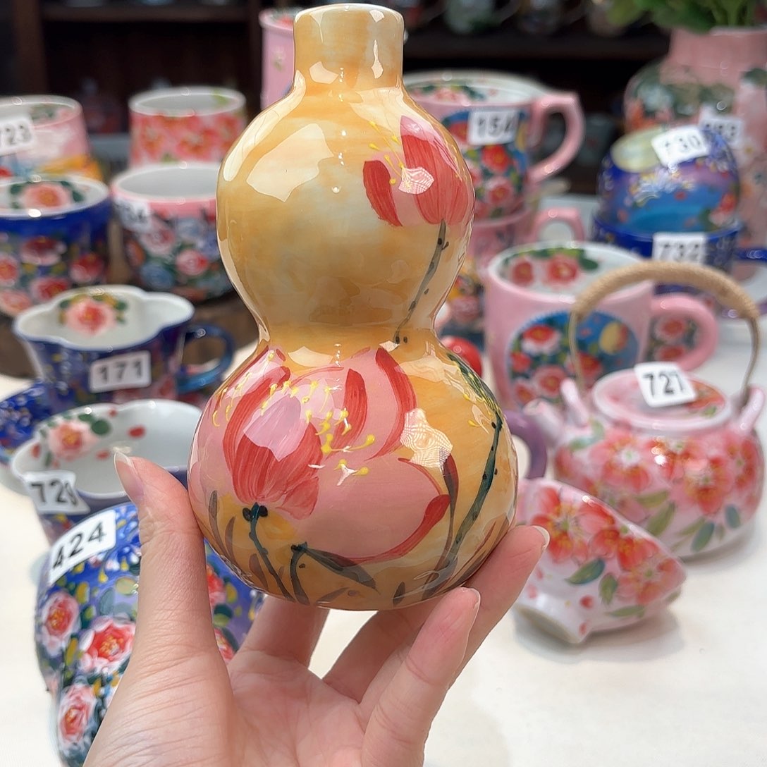 瓷片兔兔好可爱啊我