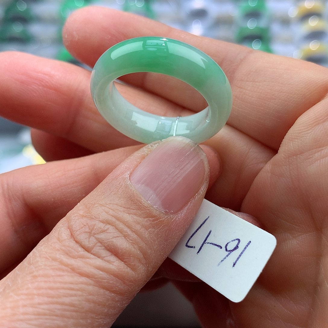 翡翠戒指未镶嵌16-17号