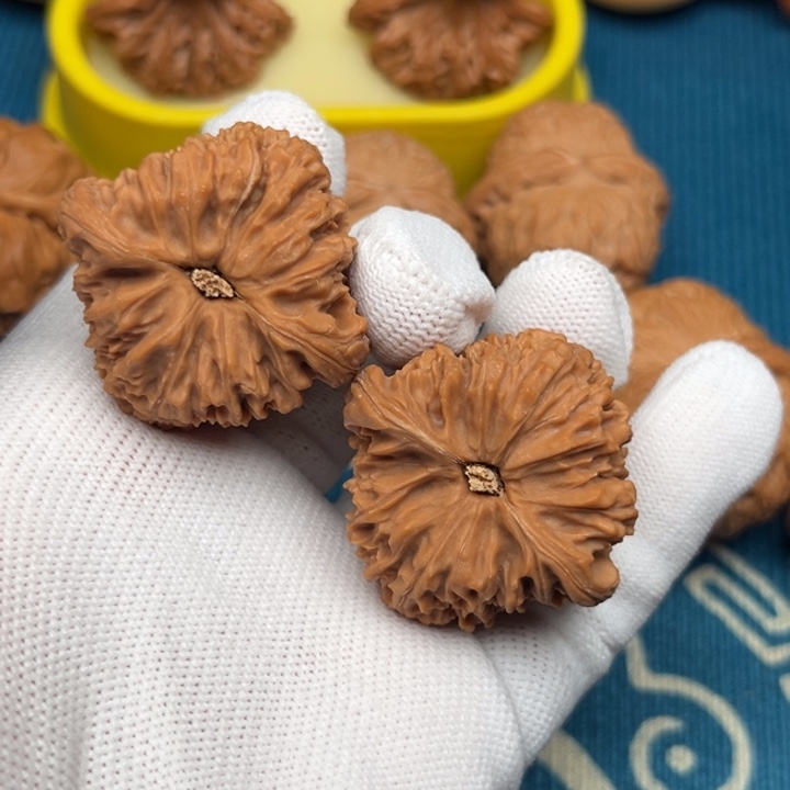 非***白39拉丝纹南疆 文玩核桃