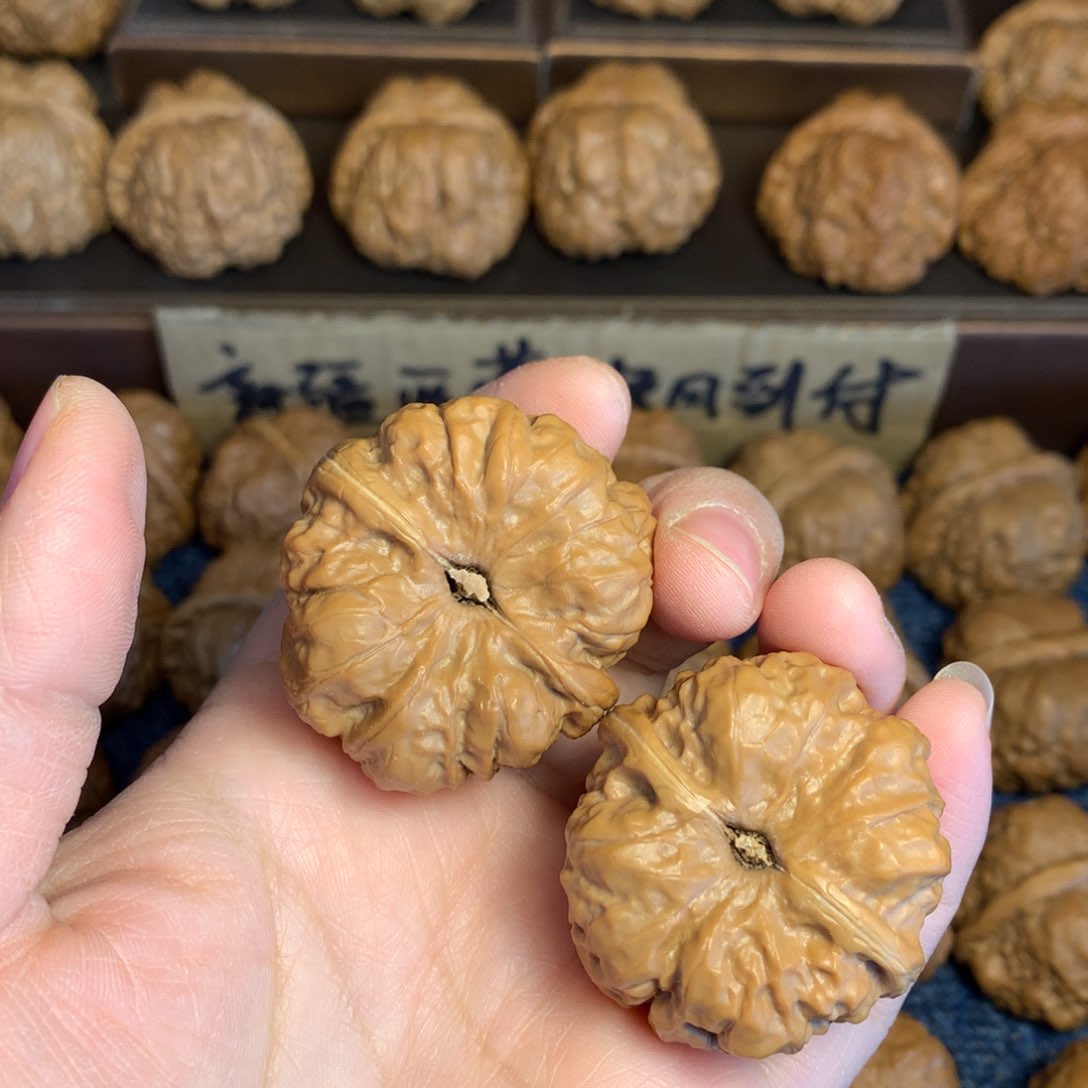 桃核吊坠顺**水蛤蟆核桃