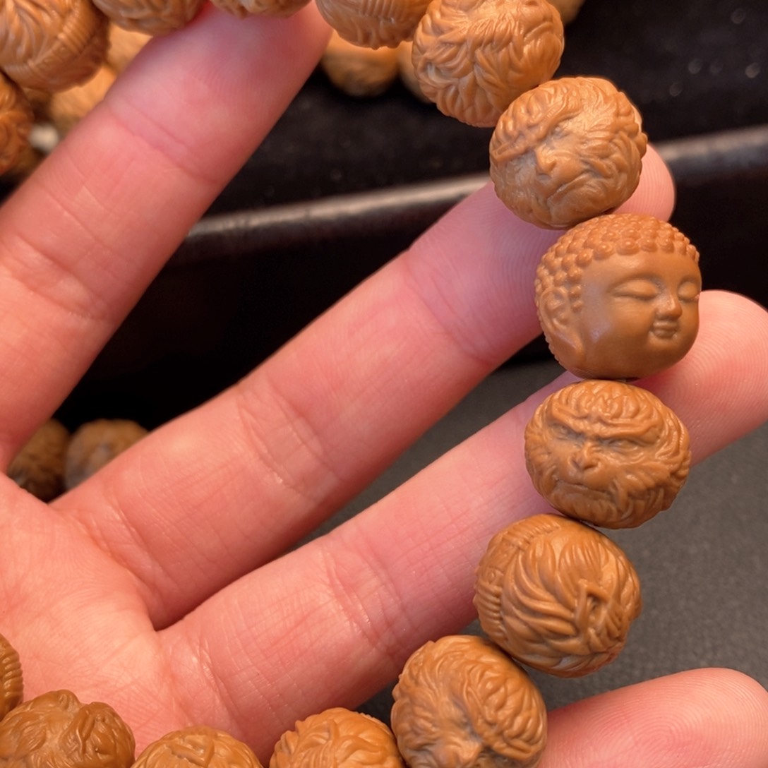 猴头核桃手串追*大胜