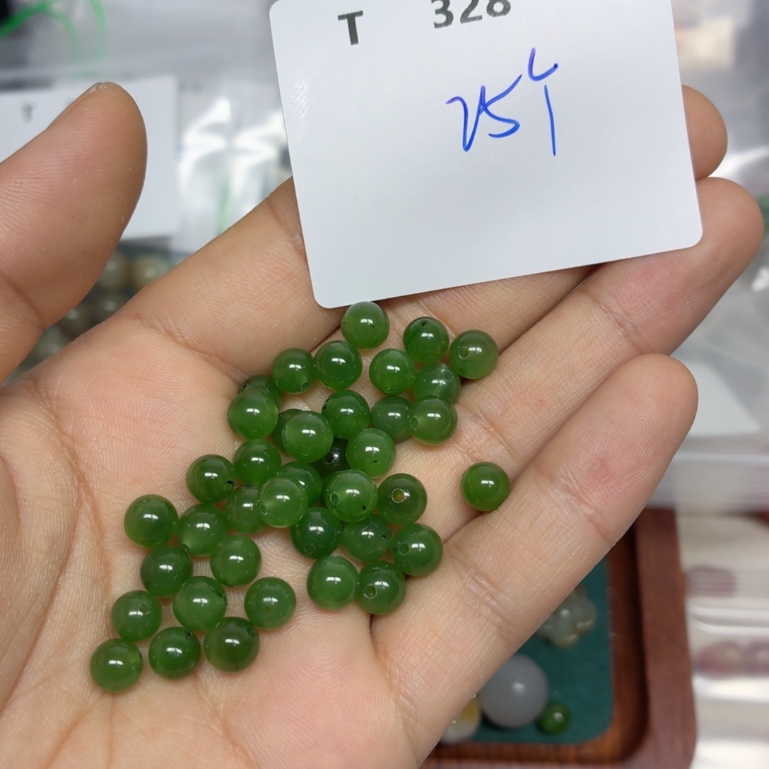 糯***妞和田玉未镶嵌珠宝半成品T323