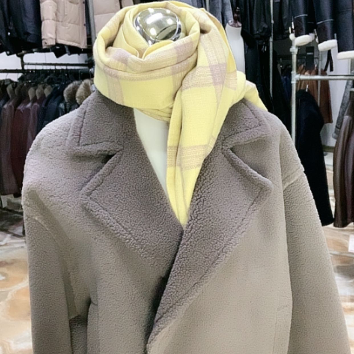 【闪购商品】真皮皮毛一体