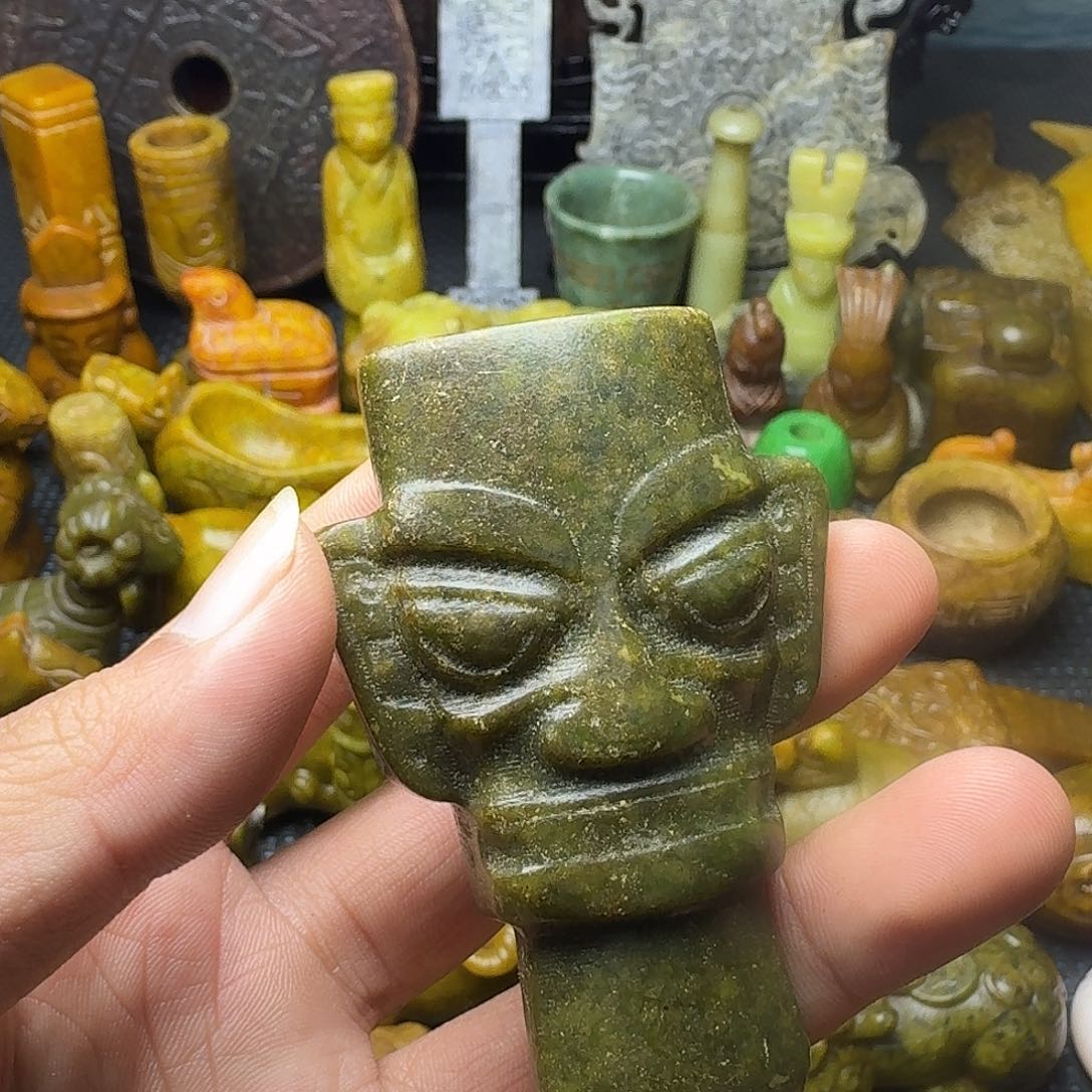 白玉菩提吊坠。。。