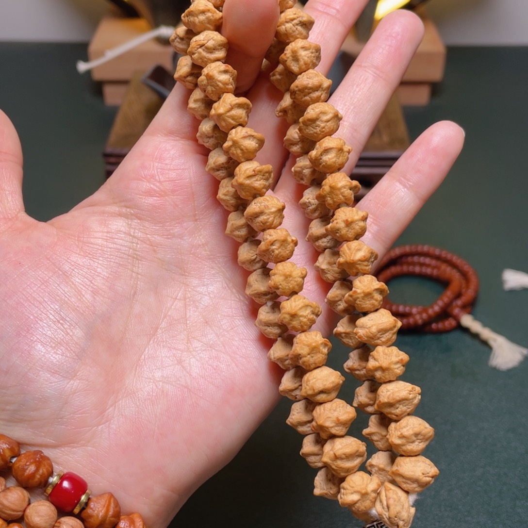 柏香籽/百香籽吊坠脸谱手持