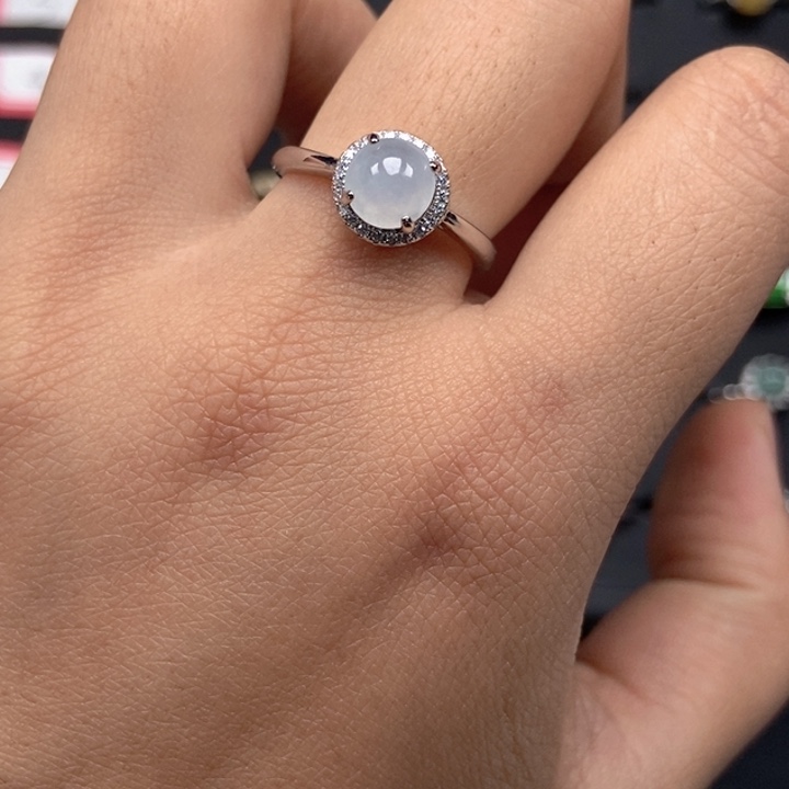 翡翠未镶嵌戒指戒指