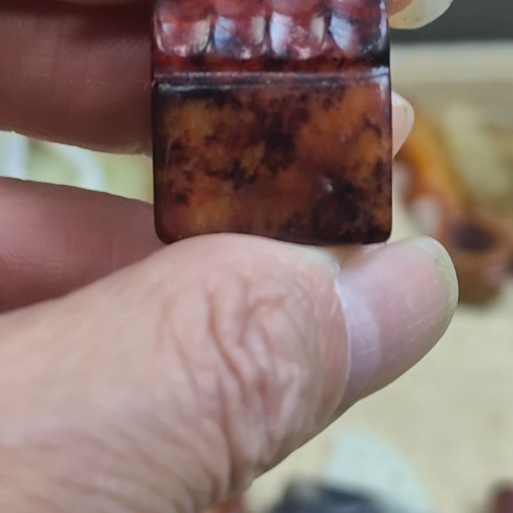 和田玉（糖玉）未镶嵌挂件