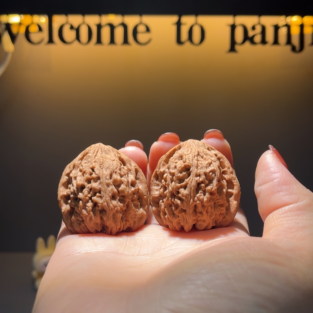 C***s吊坠文玩核桃南将