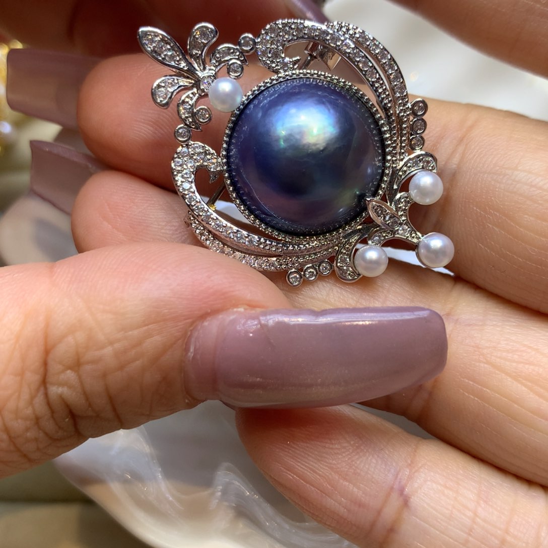 未镶嵌颈饰拼合珍珠（马贝珠）