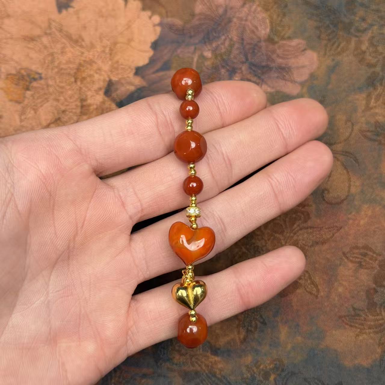 红玛瑙单圈手串+爱心玛瑙K531