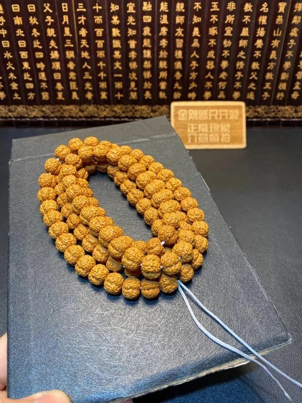 金刚菩提小金刚花神108脖挂（5号）