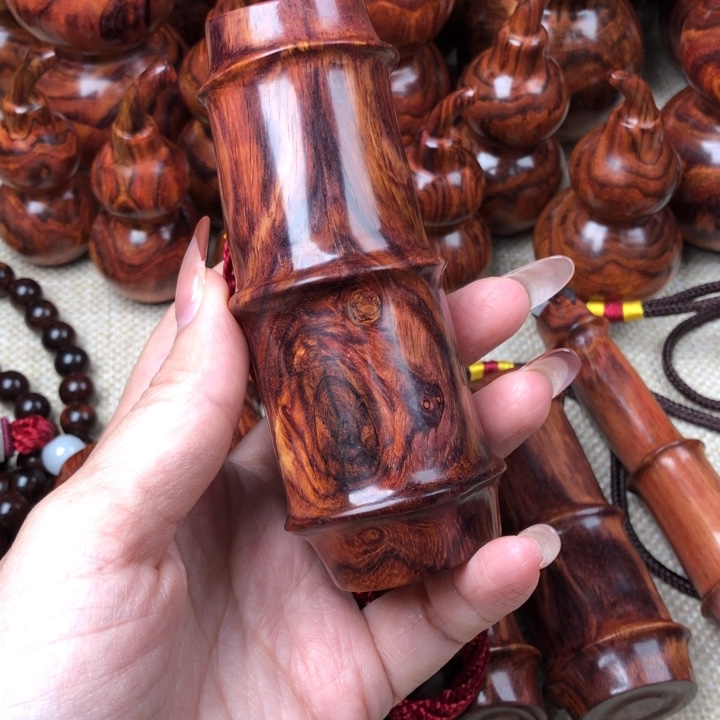 黄花梨/降香黄檀把件