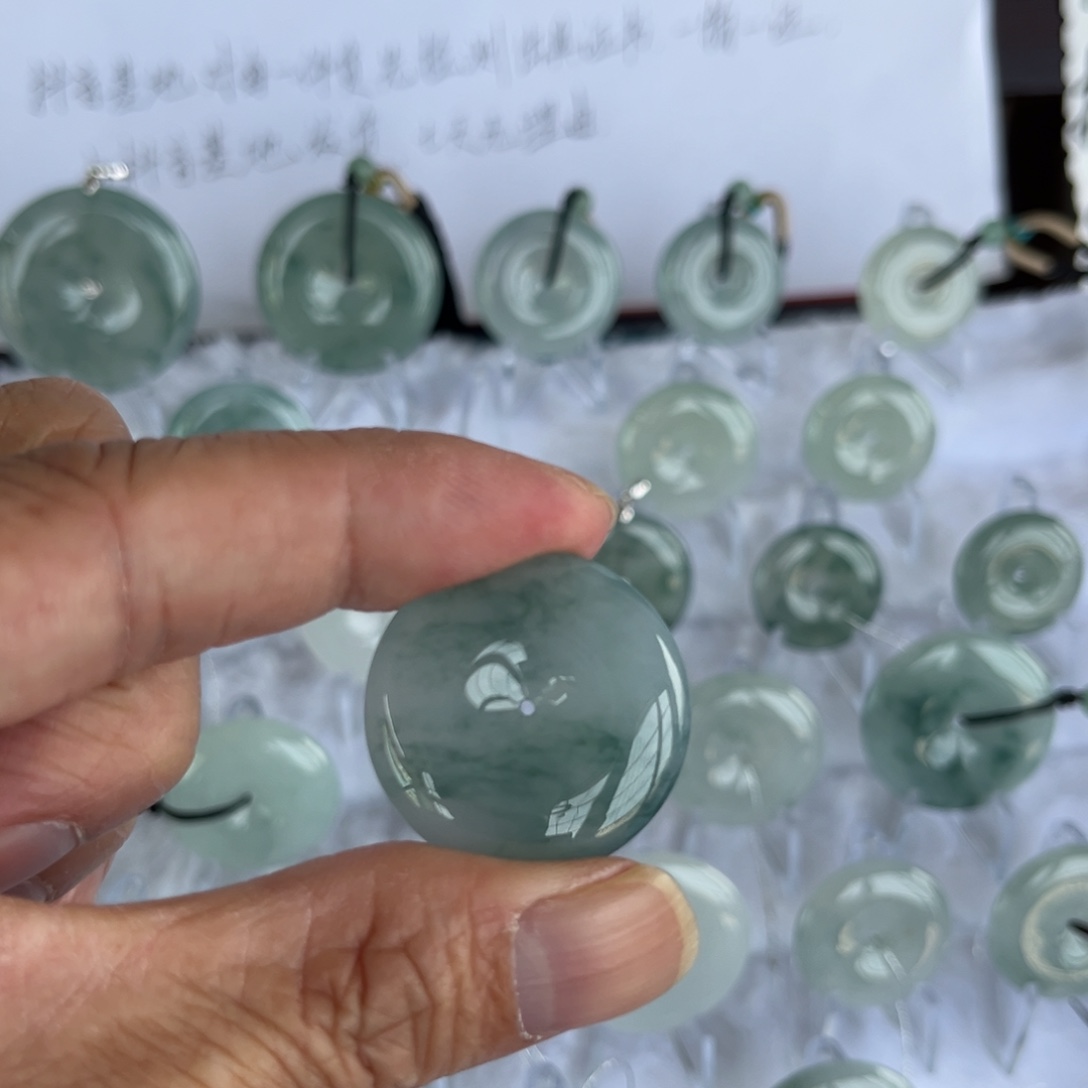 翡翠未镶嵌颈饰天然缅甸翡翠a货平安扣29.6*6.1