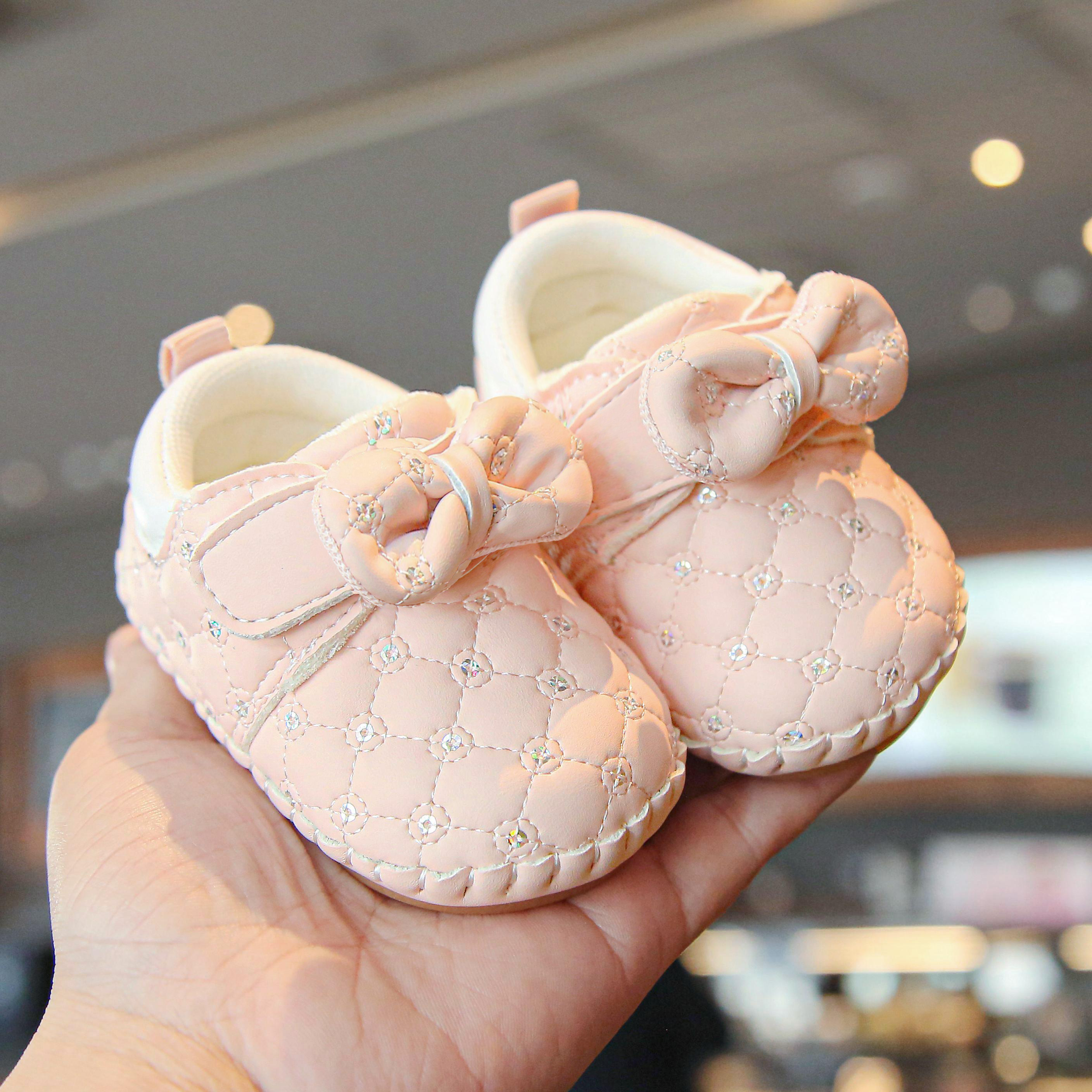 秋季新款公主鞋0-2岁软底防滑蝴蝶结单鞋软底可爱宝宝学步鞋