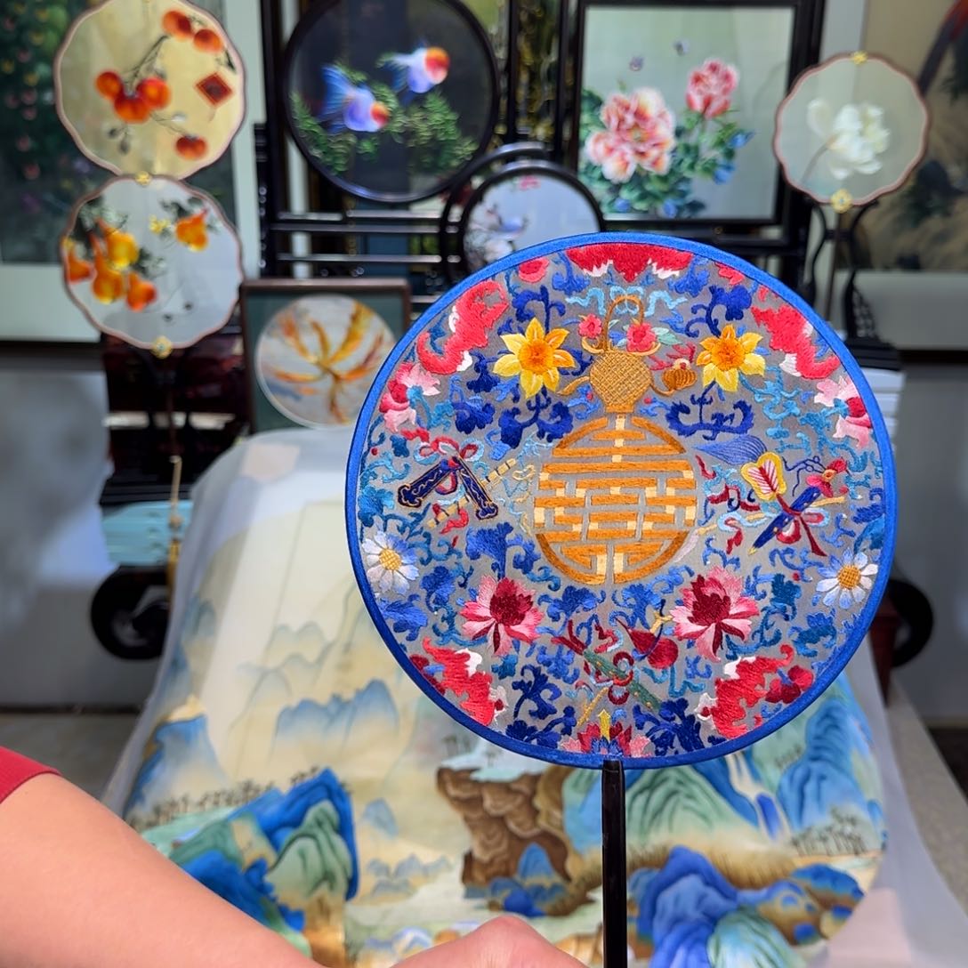 刺绣刺绣工艺精湛