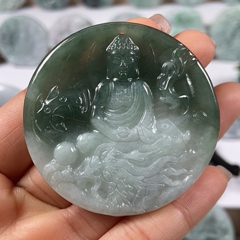 翡翠颈饰未镶嵌玉龙大日如来福利