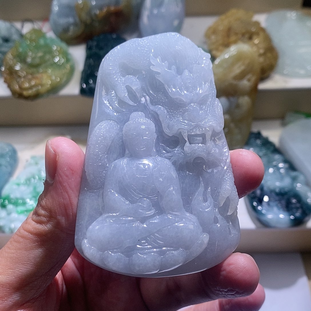 【闪购商品】翡翠颈饰未镶嵌阿咪