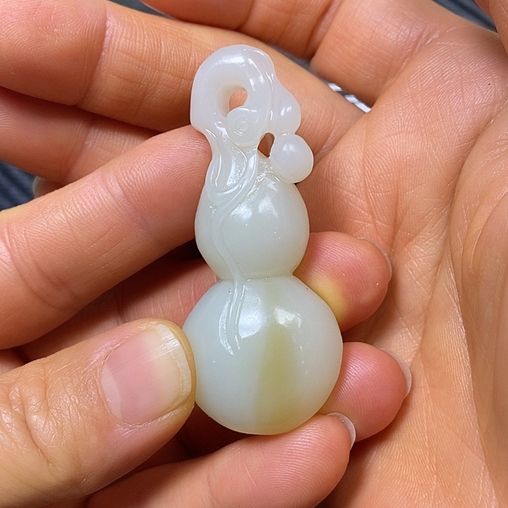 颈饰未镶嵌和田玉天*下