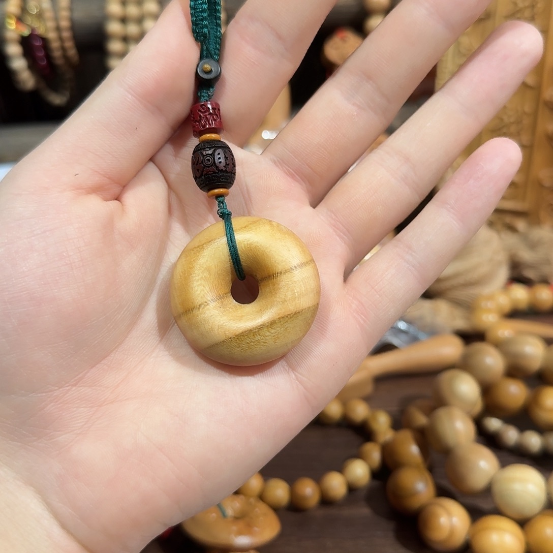 桃木平安扣整木雕刻四厘米款