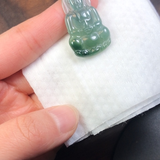 翡翠未镶嵌颈饰缅甸A货，每天下午1点半开播