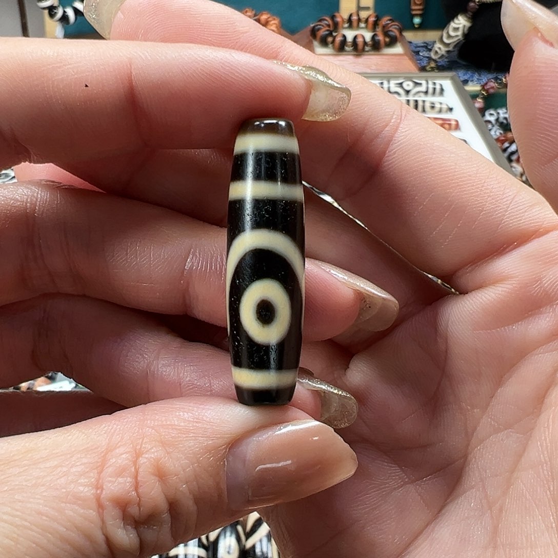 玛瑙/玉髓未镶嵌珠宝半成品王炸张奎5A如意两眼