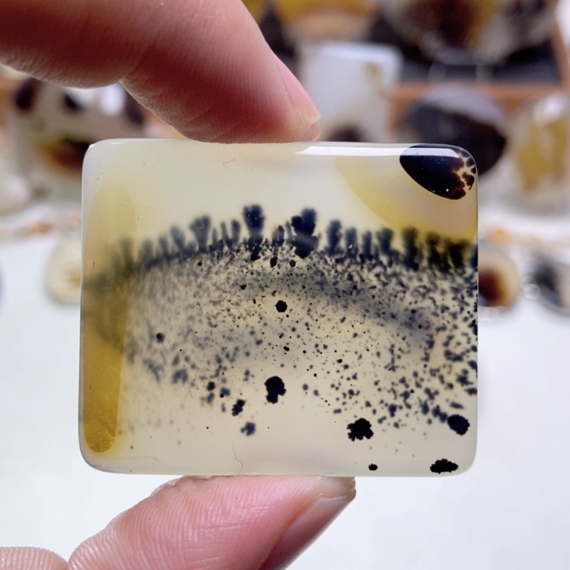 【闪购商品】玛瑙/玉髓颈饰未镶嵌