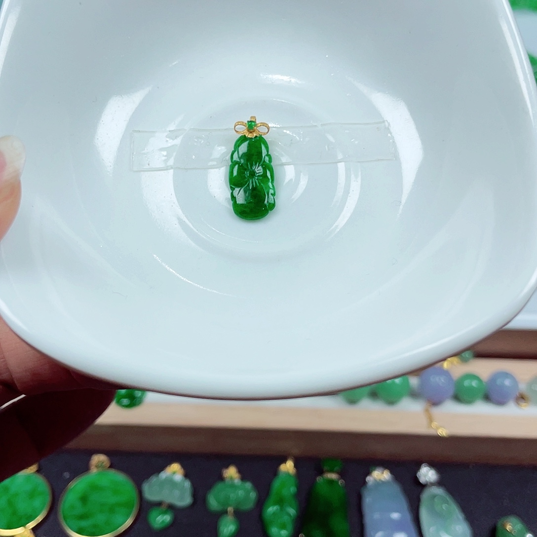 翡翠18K金镶嵌手链天然缅甸翡翠A货卡18-8.3-2