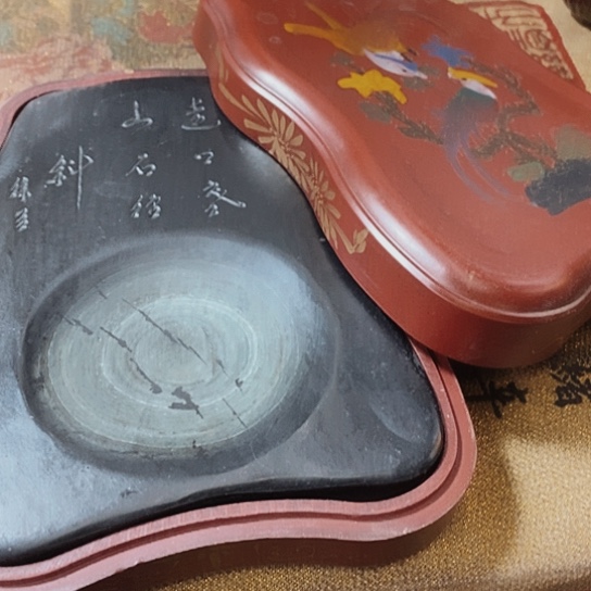 d h m b m l g k lv l l