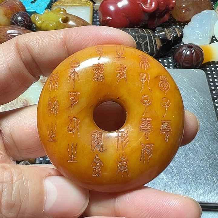 和田玉未镶嵌珠宝奇石
