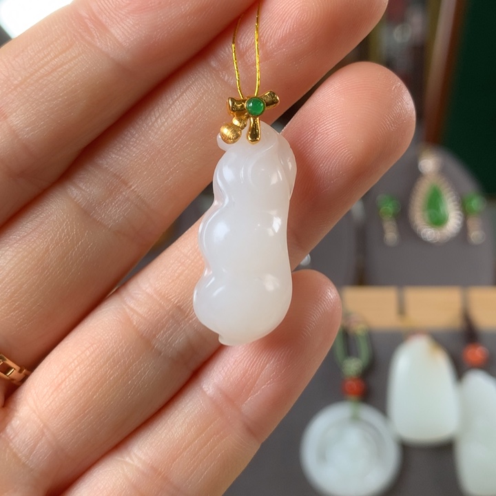 和田玉（白玉）18K金镶嵌颈饰