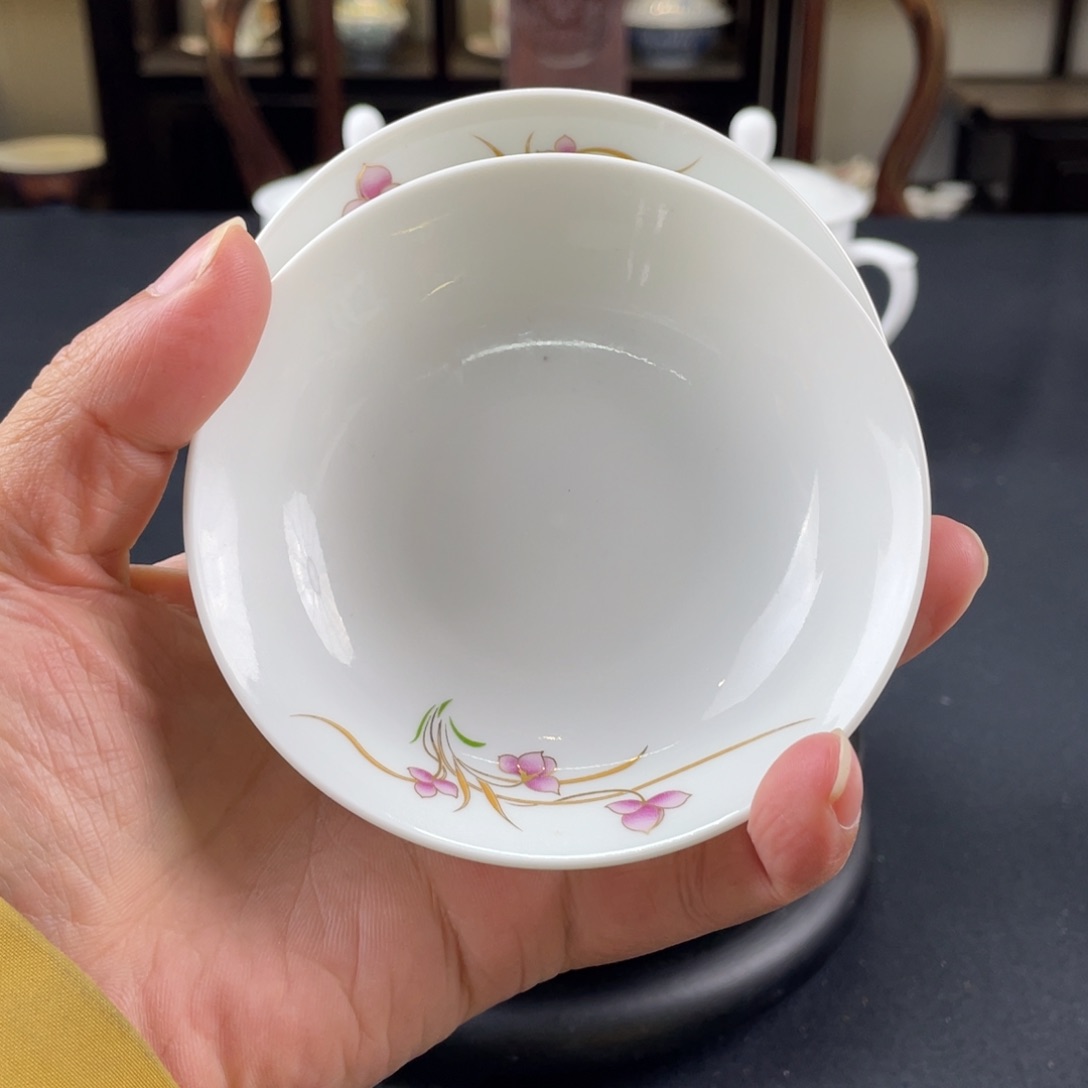 瓷片轻工业陶瓷研究所