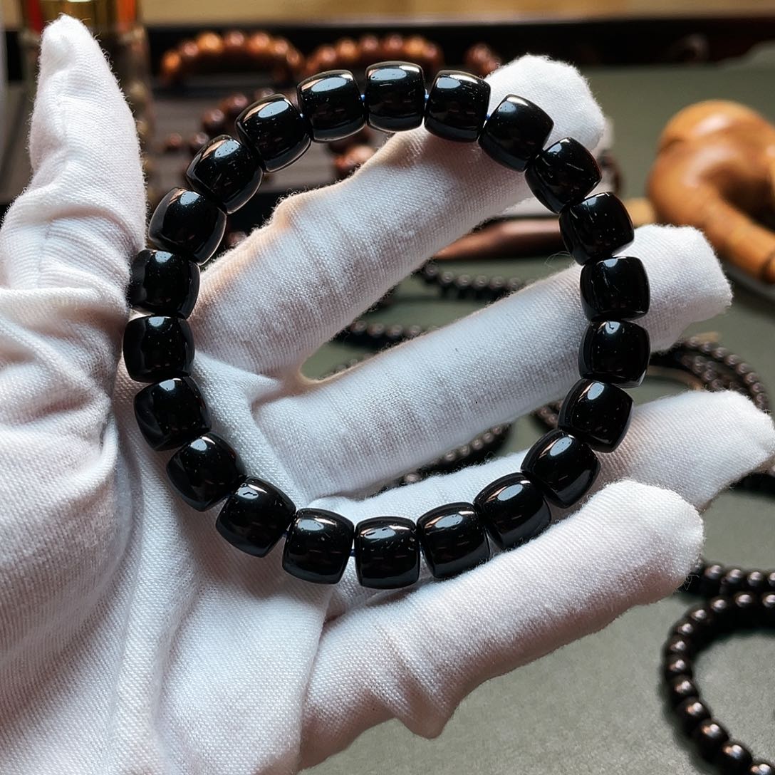 椰蒂吊坠?****?凡安椰蒂