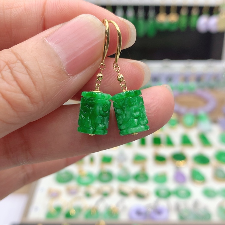 翡翠18K金镶嵌耳饰