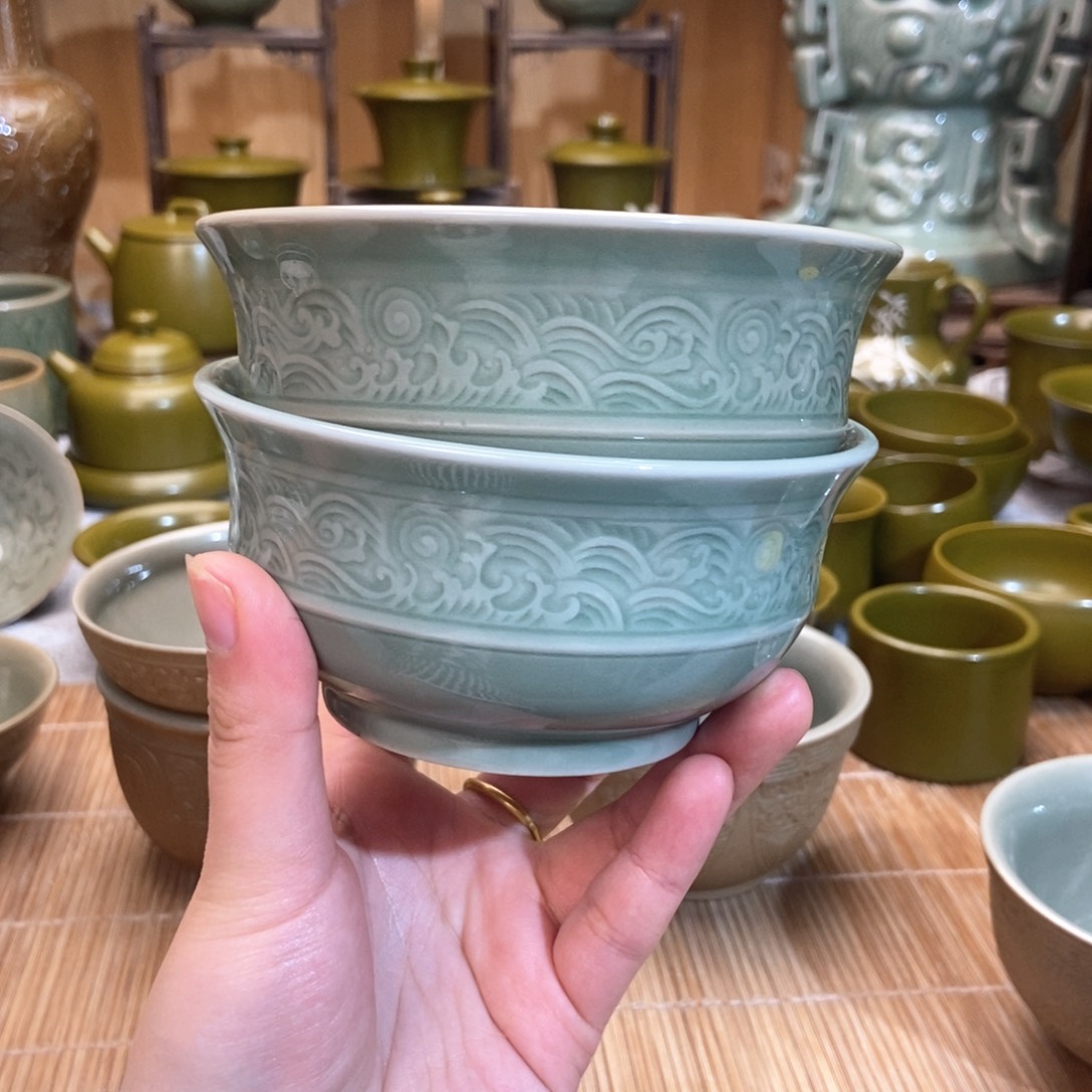 瓷片拍一发六哈哈哈